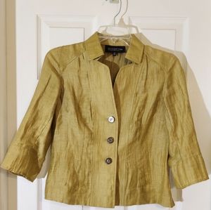 Jones New York Collection Chartreuse Linen Blouse, size 2P, 3/4 length sleeves.